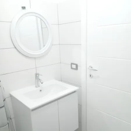 White Appartement *